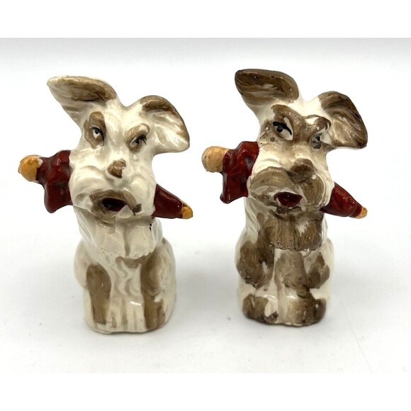 Scottie Terrier Dogs w/ Umbrella Salt & Pepper Shaker Set Japan Vintage 2.75" - Picture 1 of 10